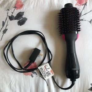 Revlon One-Step Hair Dryer and Volumizer Brush